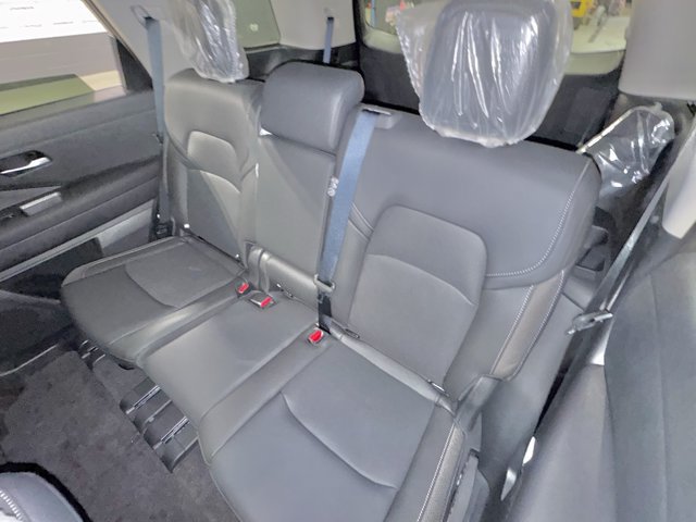 New 2026 Nissan Pathfinder SL AWD/4WD image 16
