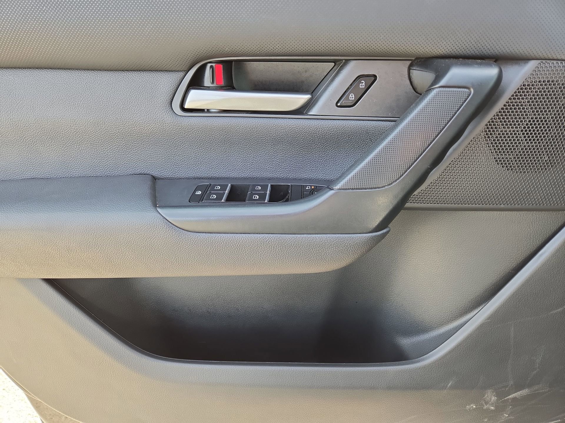 Used 2025 MAZDA CX-50 AWD 2.5 S w/ Preferred Package image 15