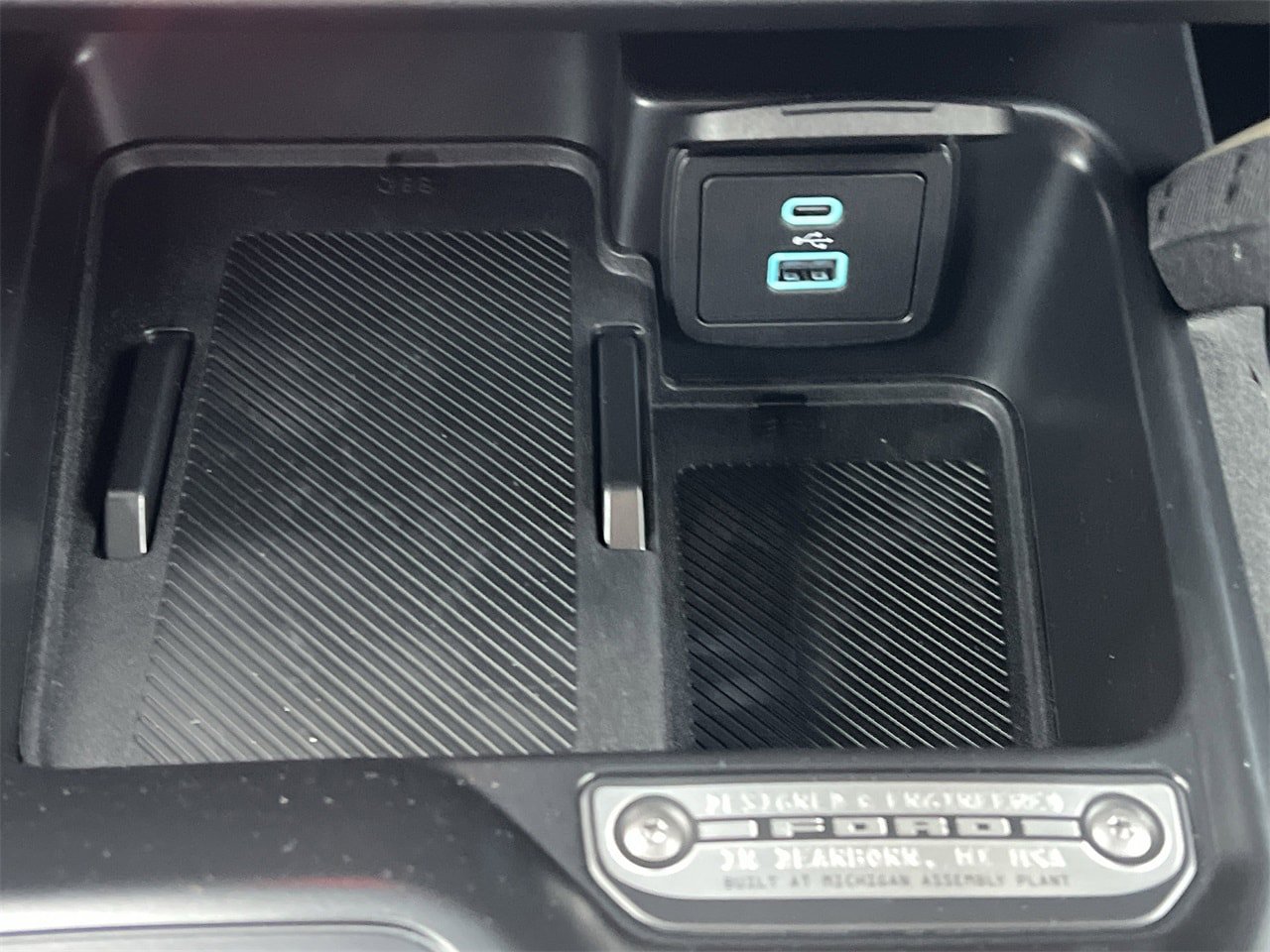 New 2025 Ford Bronco Badlands AWD/4WD image 7