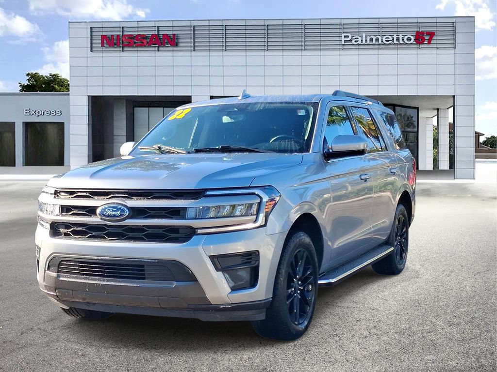 Used 2022 Ford Expedition XLT RWD image 3