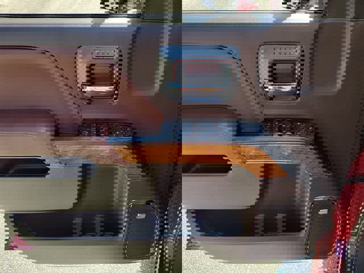 Used 2018 Chevrolet Silverado 3500 High Country w/ Duramax Plus Package image 13