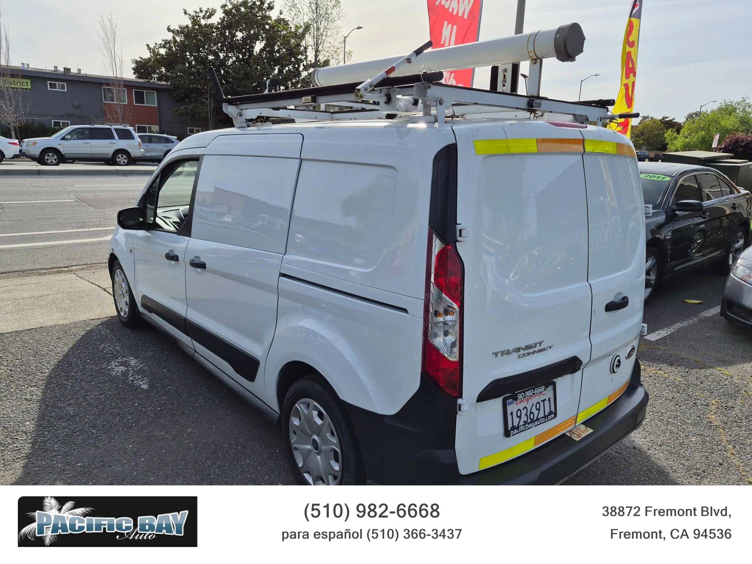 Used 2015 Ford Transit Connect XL image 5