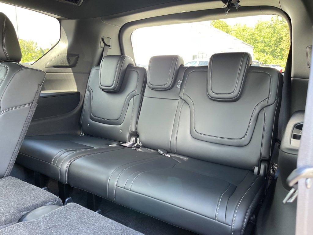 New 2025 Nissan Armada PRO-4X image 19