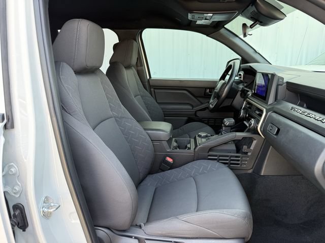 Used 2024 Toyota Tacoma SR AWD/4WD image 29