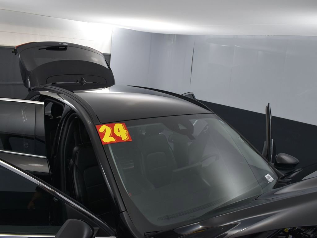 Used 2024 Ford Escape Platinum image 30