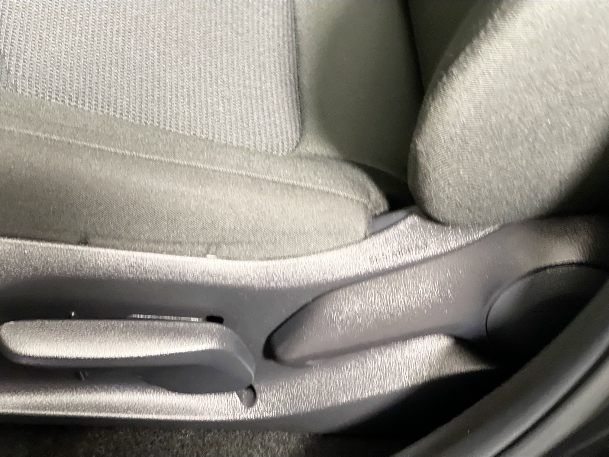 Used 2025 Toyota RAV4 LE image 15