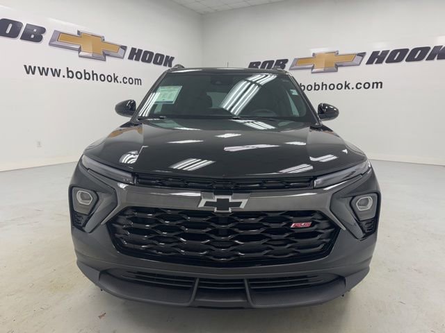 Used 2025 Chevrolet TrailBlazer RS image 2