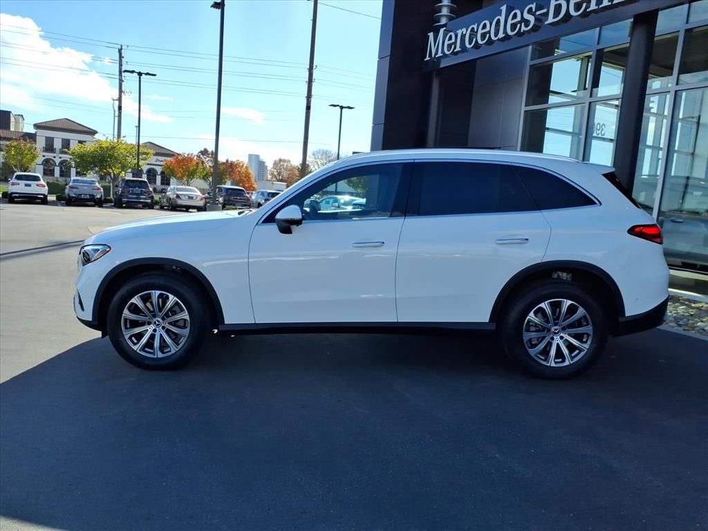 New 2026 Mercedes-Benz GLC 300 4MATIC image 3