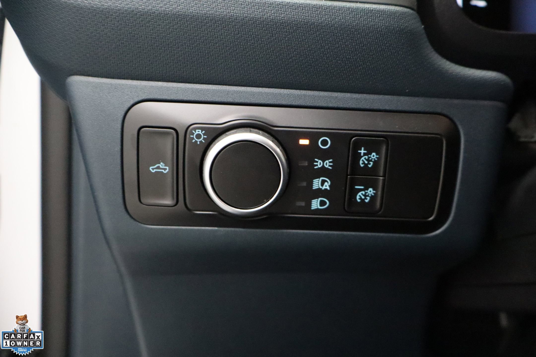 Certified 2025 Ford Maverick XL w/ Equipment Group 102A image 15