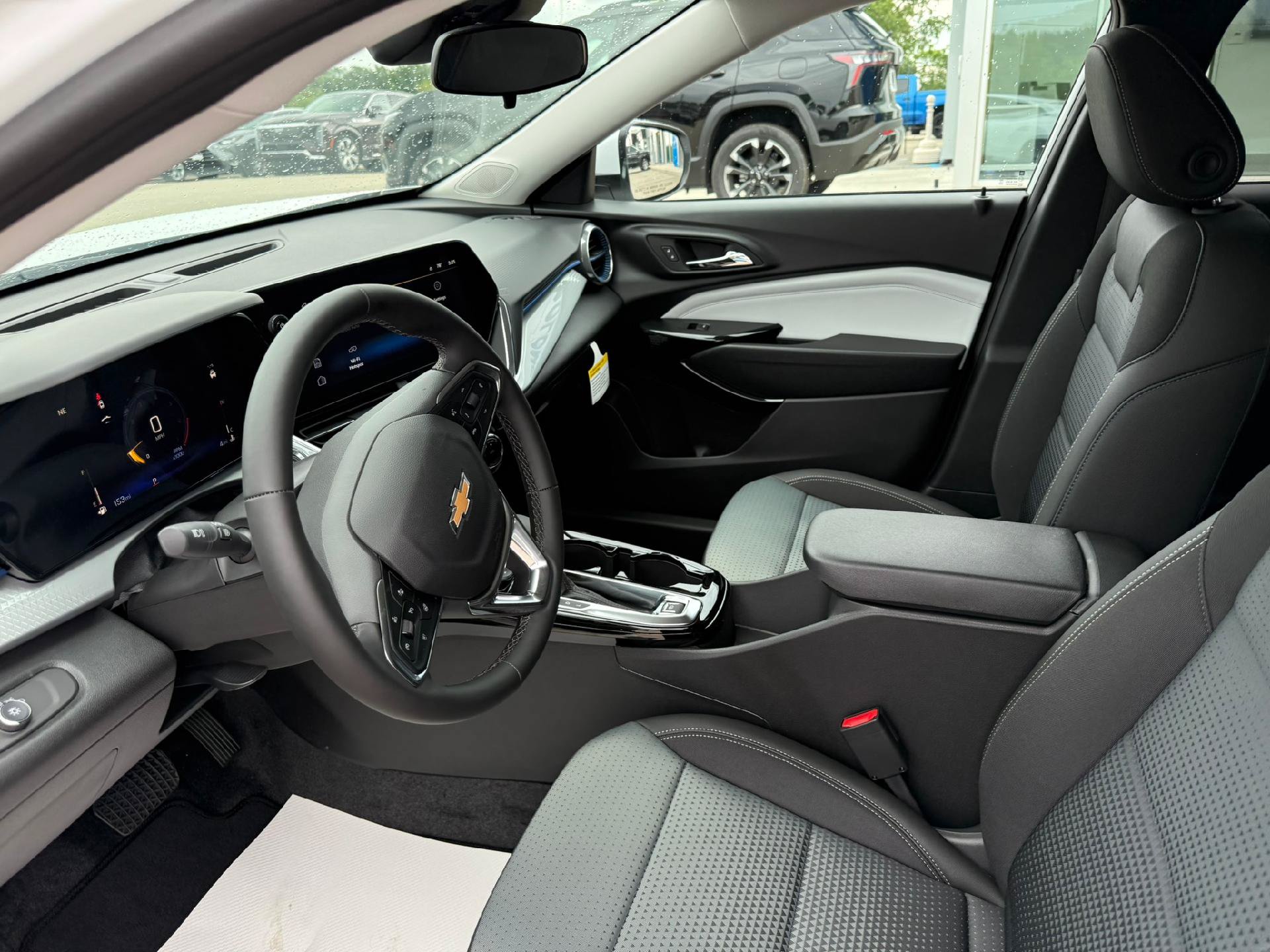 New 2026 Chevrolet Trax LT w/ Driver Confidence Package FWD image 11