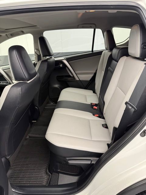 Used 2018 Toyota RAV4 Limited w/ Advanced Technology Package AWD/4WD image 49