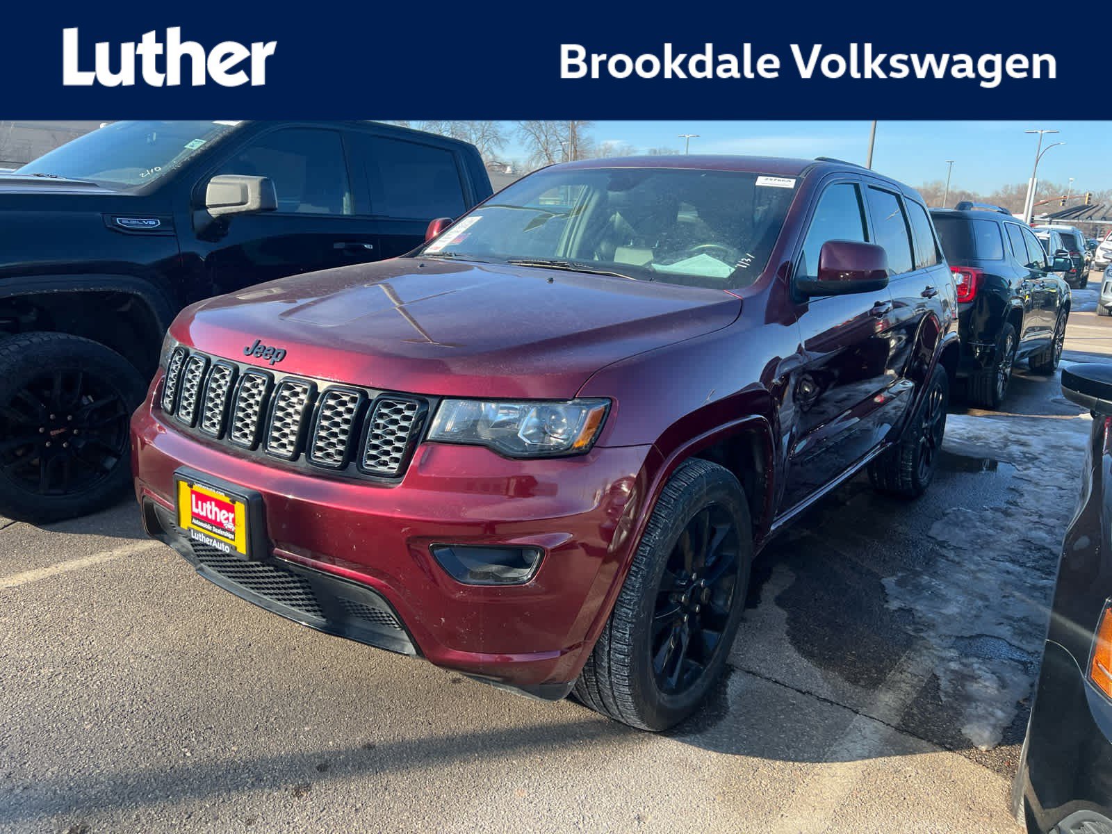 Used 2019 Jeep Grand Cherokee Altitude