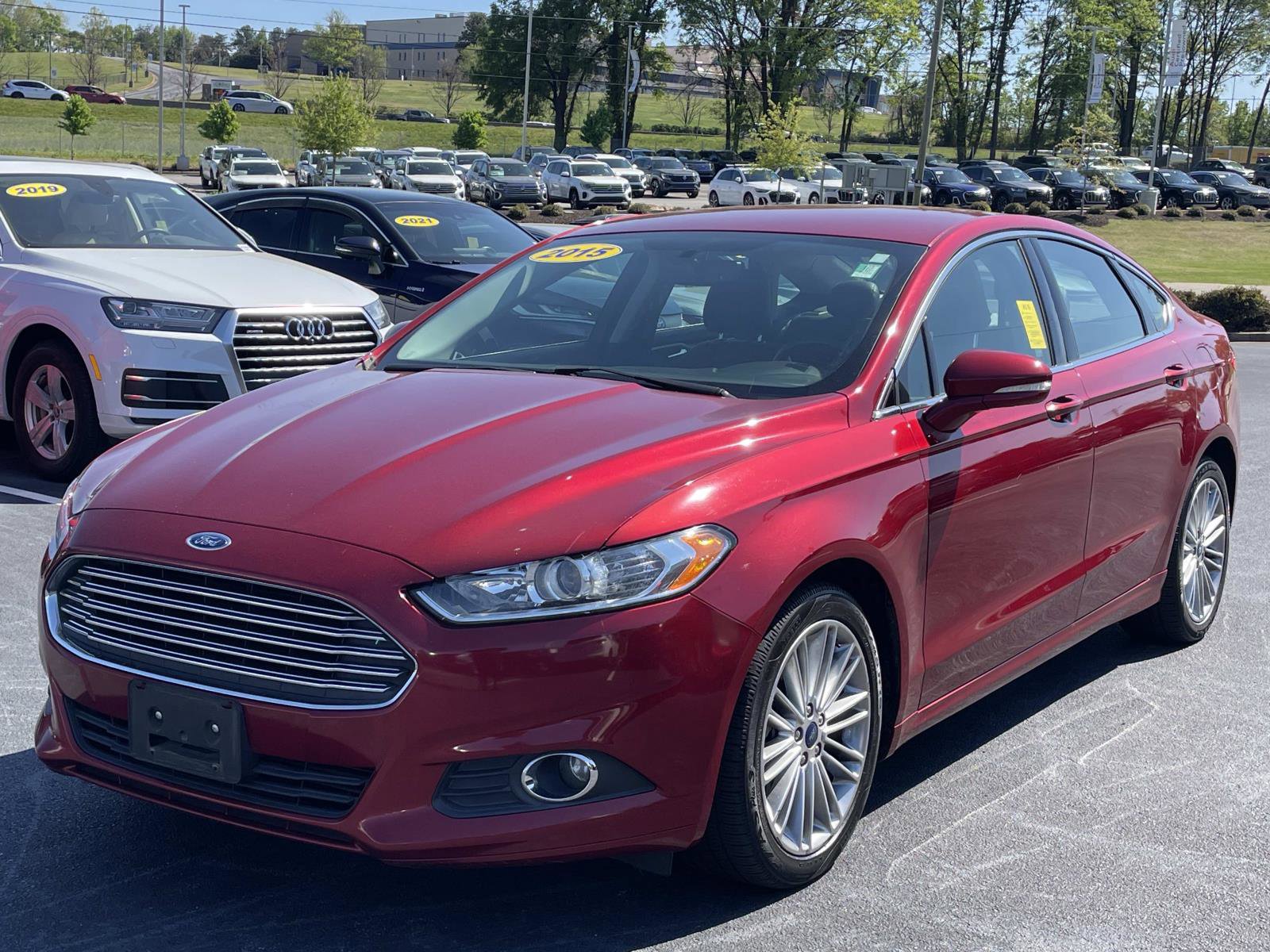 Used 2015 Ford Fusion SE w/ Equipment Group 202A AWD/4WD image 3