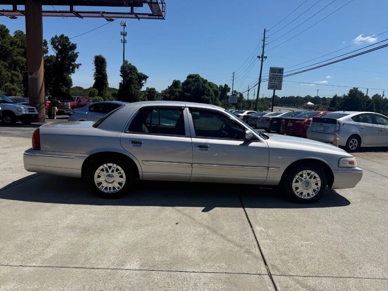 Used 2007 Mercury Grand Marquis GS image 8
