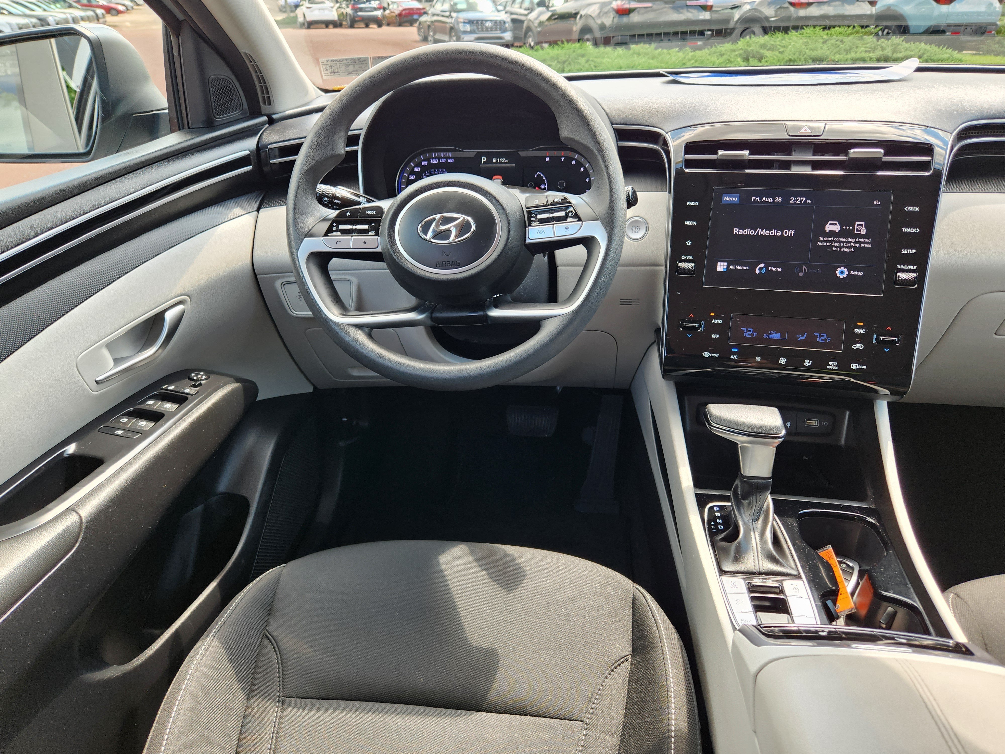 Certified 2024 Hyundai Tucson SEL AWD/4WD image 12