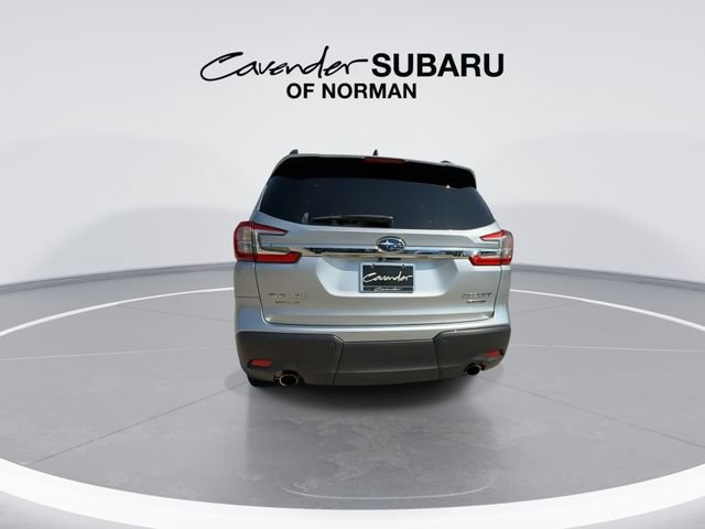 Used 2025 Subaru Ascent Limited AWD/4WD image 8