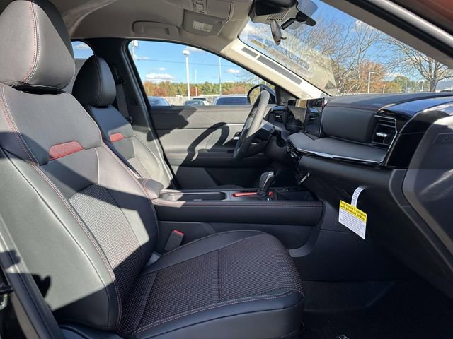 New 2026 Nissan Kicks SR w/ Cold Weather Package image 10