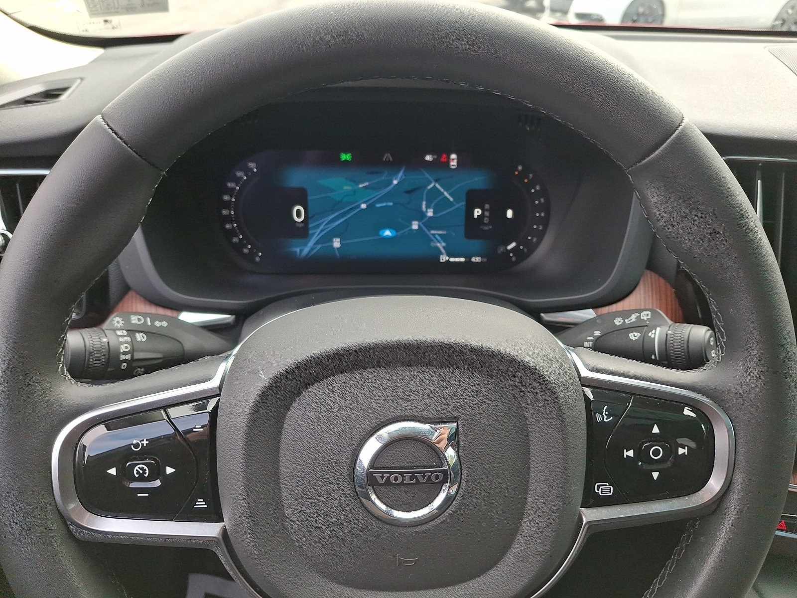 Certified 2023 Volvo XC60 B5 Plus w/ Climate Package image 19