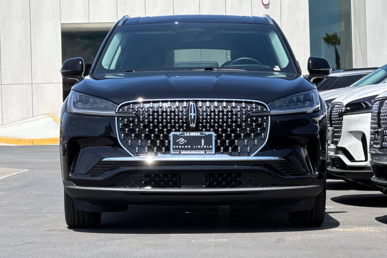 New 2025 Lincoln Aviator 2WD w/ Equipment Group 101A image 8
