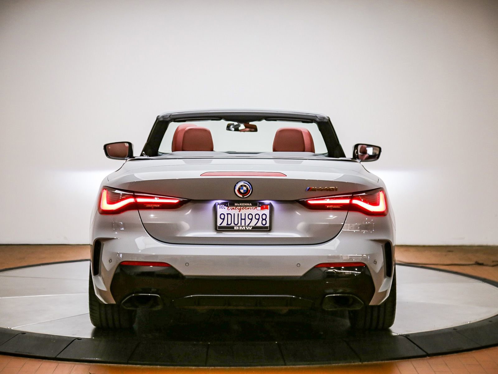 Used 2023 BMW M440i Convertible w/ Premium Package RWD image 3