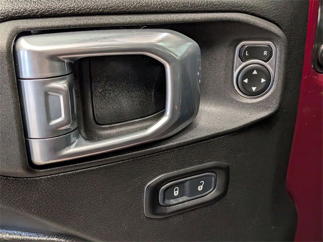 Certified 2022 Jeep Wrangler Unlimited Rubicon w/ Cold Weather Group image 14