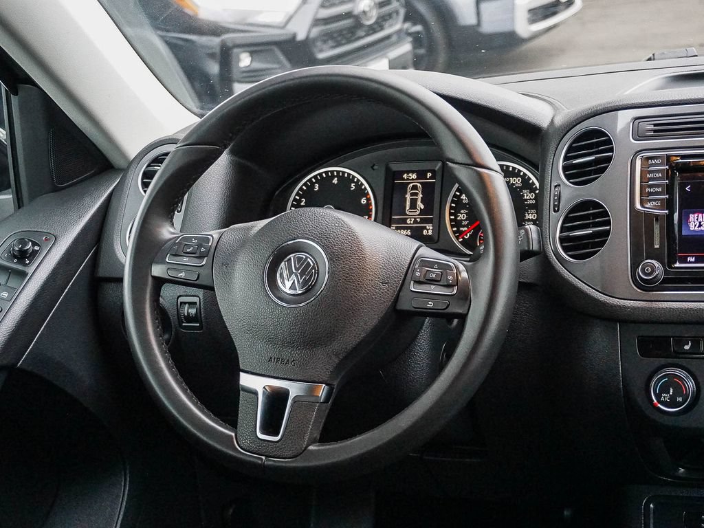 Used 2017 Volkswagen Tiguan S FWD image 17
