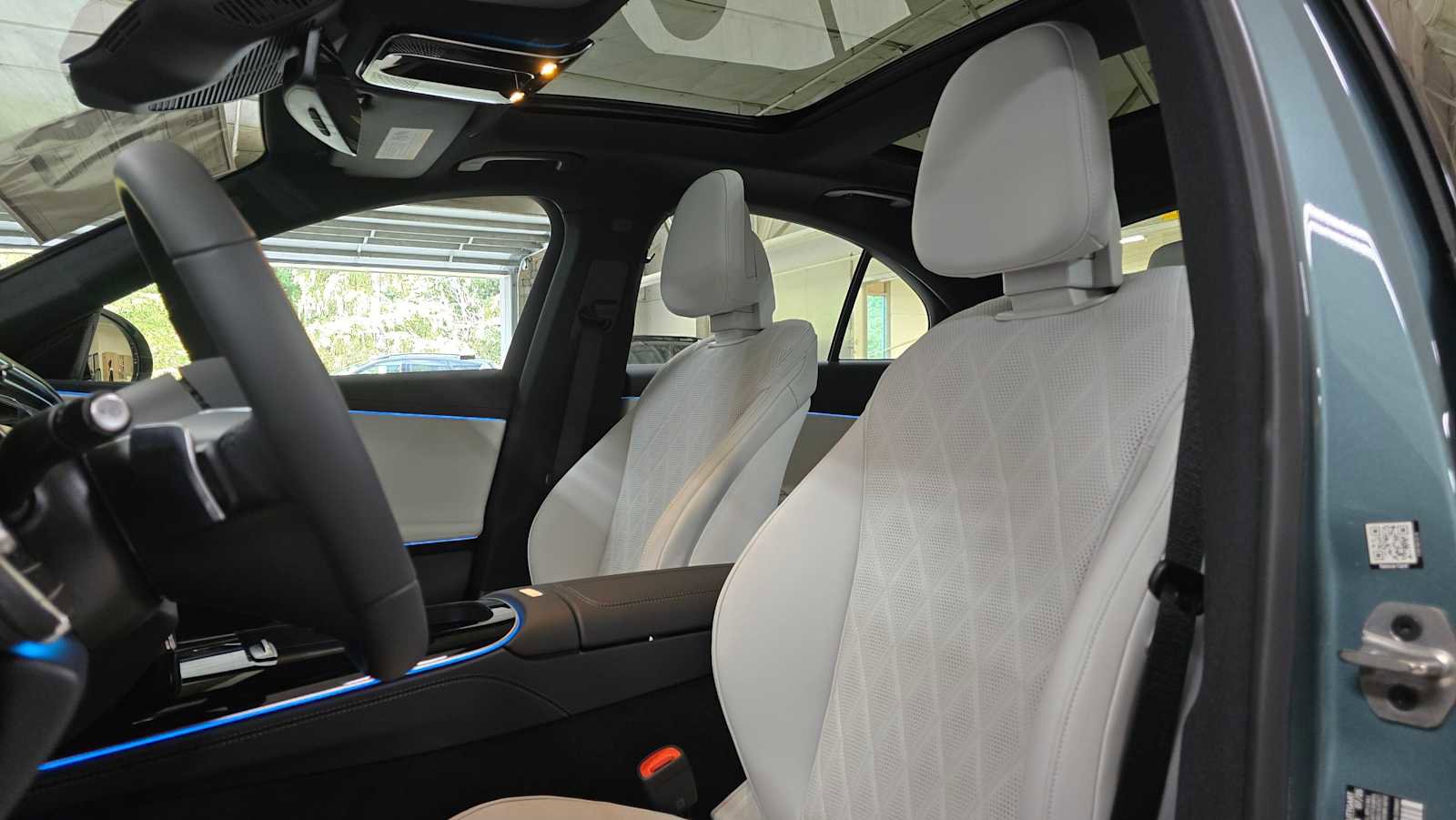 New 2026 Mercedes-Benz E 450 4MATIC Sedan image 25