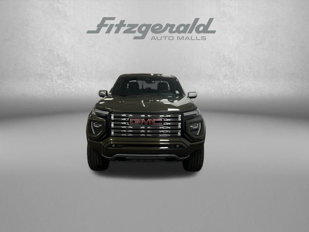 Used 2025 GMC Canyon Denali AWD/4WD image 11