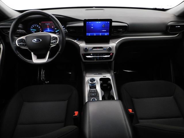 Used 2022 Ford Explorer XLT image 29