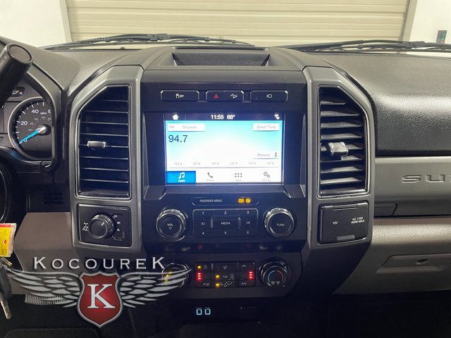 Used 2019 Ford F250 XLT w/ XLT Premium Package image 16