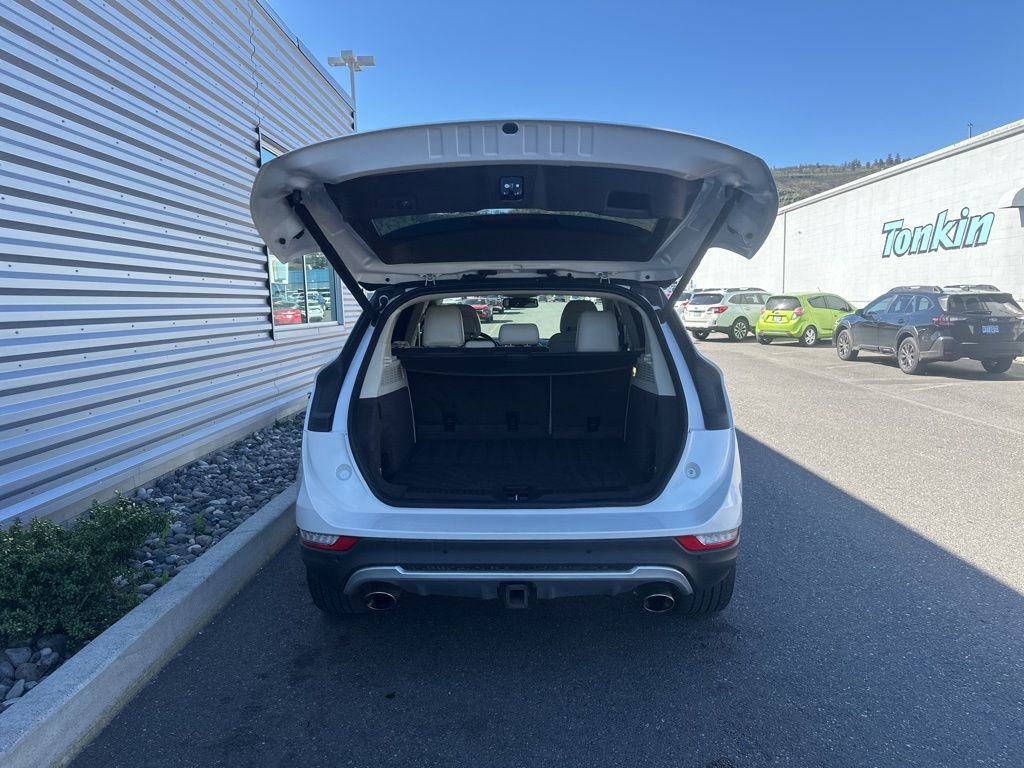 Used 2016 Lincoln MKC Reserve image 4