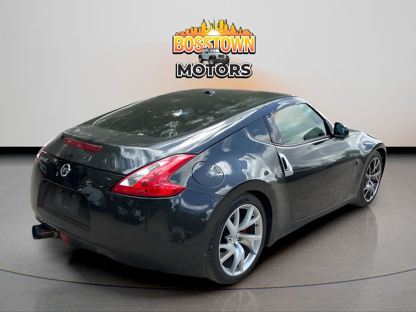 Used 2014 Nissan 370Z Touring w/ Sport Package RWD image 9