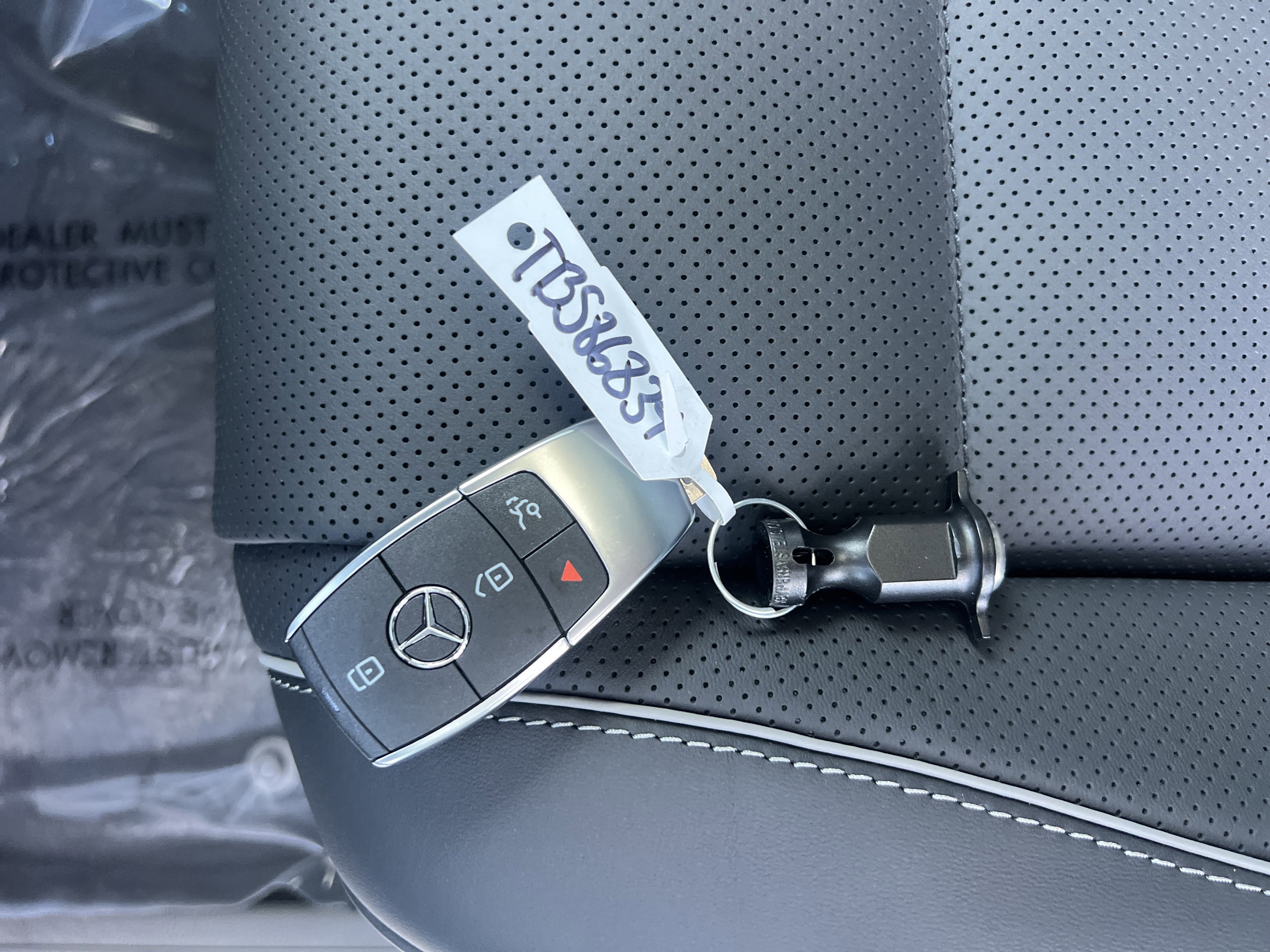 New 2026 Mercedes-Benz GLE 450 450 4MATIC image 30