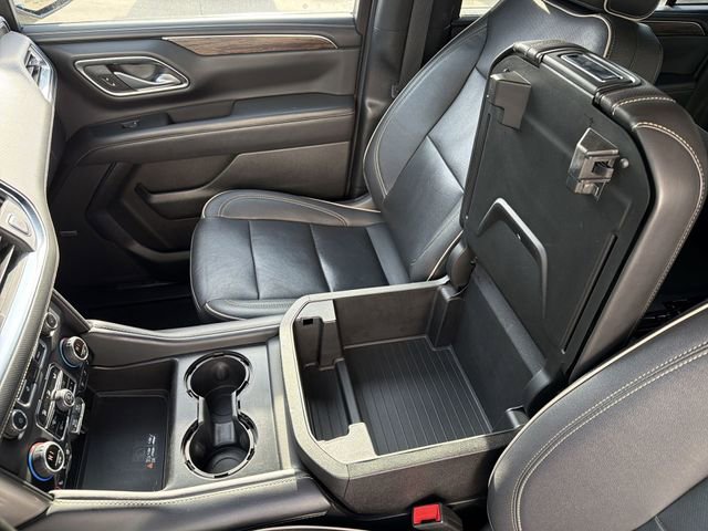 Used 2023 Chevrolet Suburban Premier AWD/4WD image 23