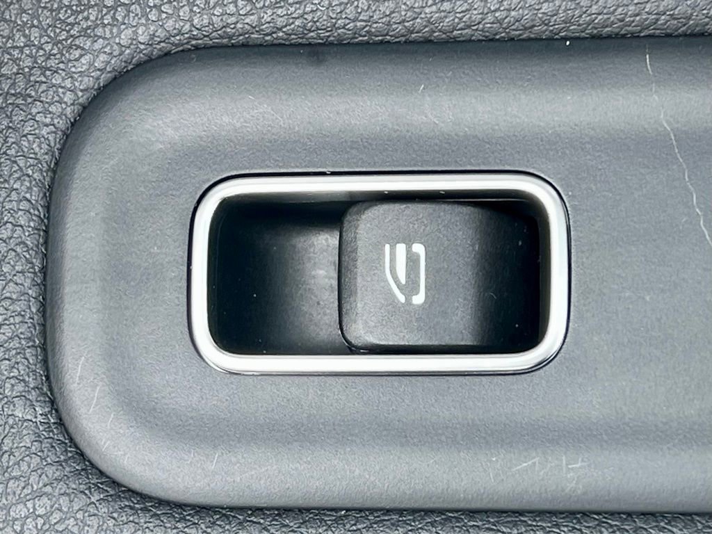 Certified 2023 Mercedes-Benz CLA 250 4MATIC image 29