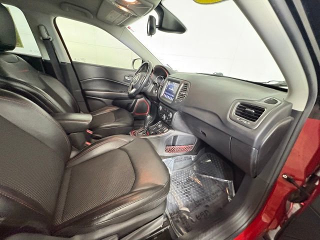 Used 2020 Jeep Compass Trailhawk image 7