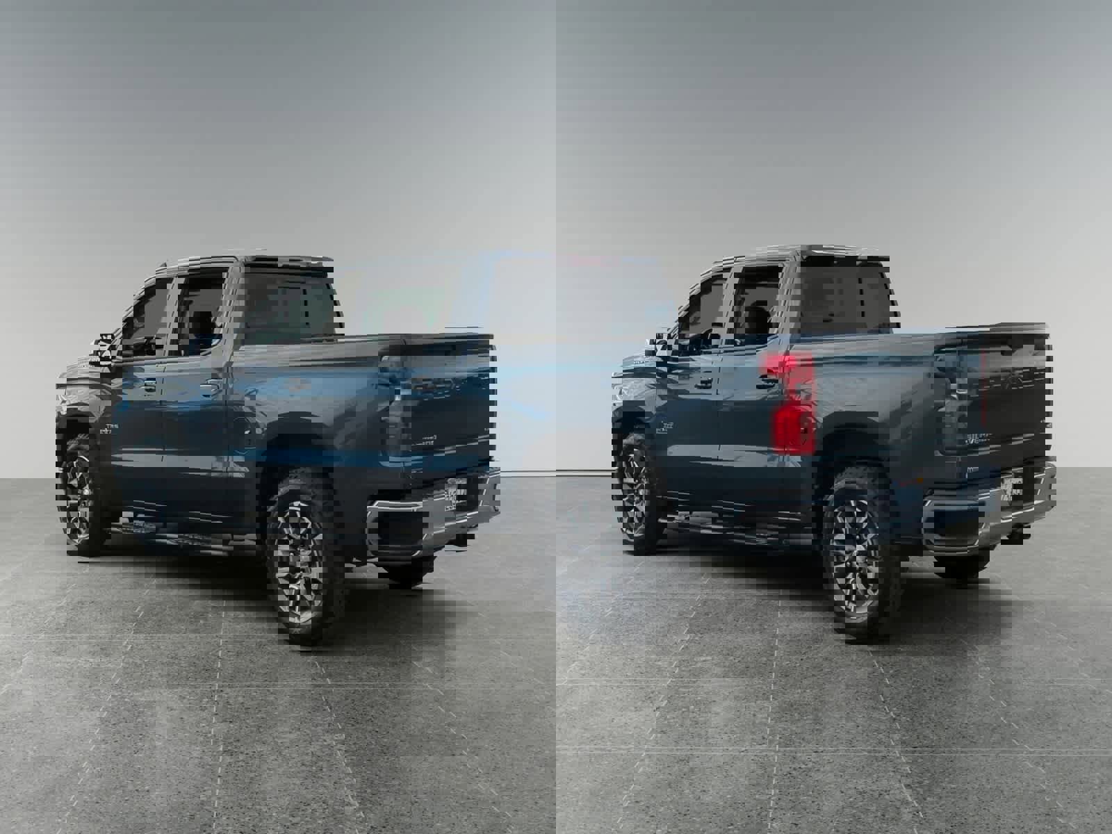 Used 2020 Chevrolet Silverado 1500 LT w/ Texas Edition image 3