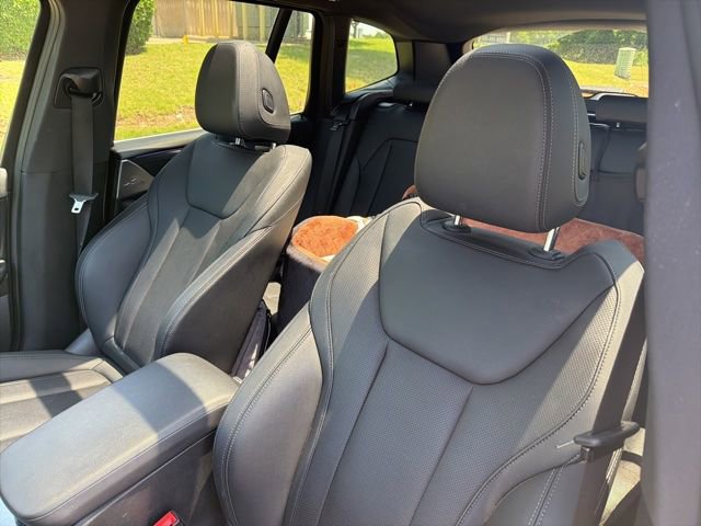 Used 2023 BMW X3 xDrive30i w/ Convenience Package AWD/4WD image 11