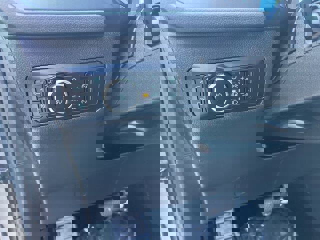 Certified 2025 Ford Escape Platinum image 42