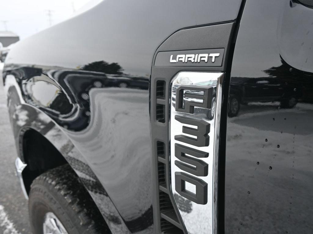 New 2025 Ford F350 Lariat w/ Lariat Ultimate Package image 27