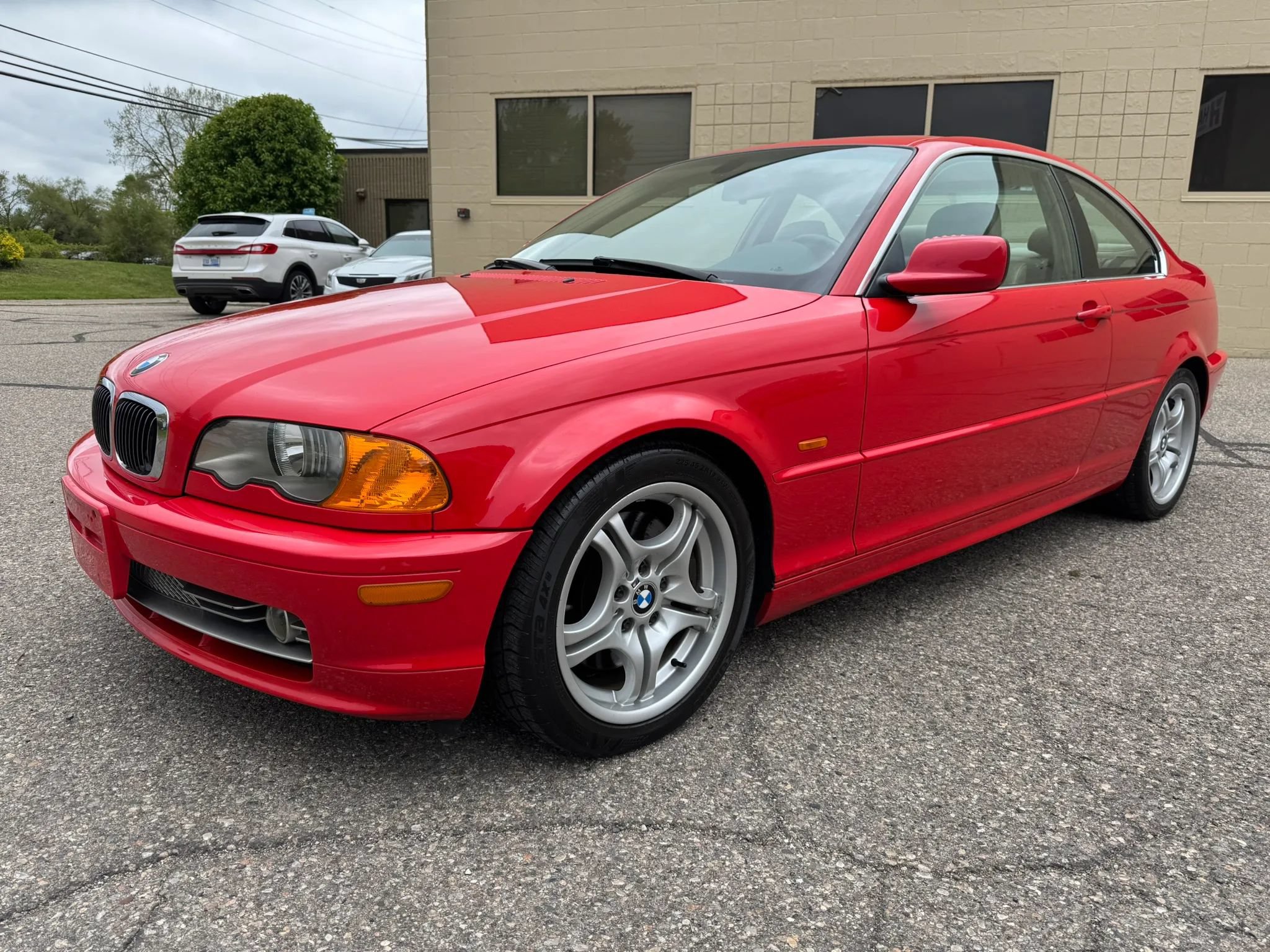 Used 2001 BMW 330Ci Coupe RWD image 3