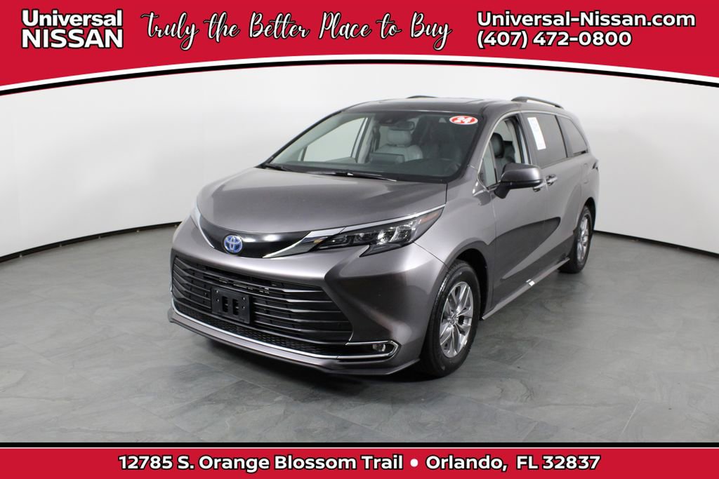 Used 2024 Toyota Sienna XLE