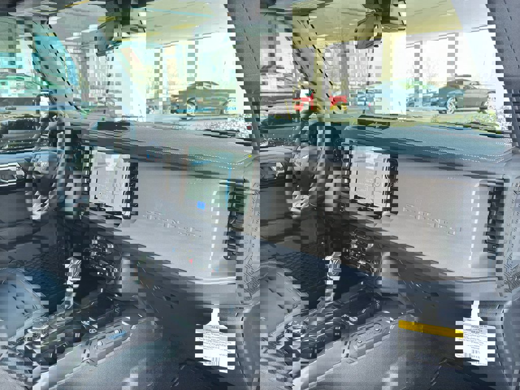 New 2025 Ford Bronco Outer Banks image 31