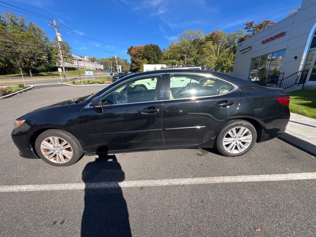 Used 2015 Lexus ES 350 w/ Premium Package FWD image 8