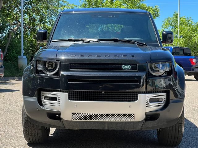 Used 2025 Land Rover Defender 110 S AWD/4WD image 43