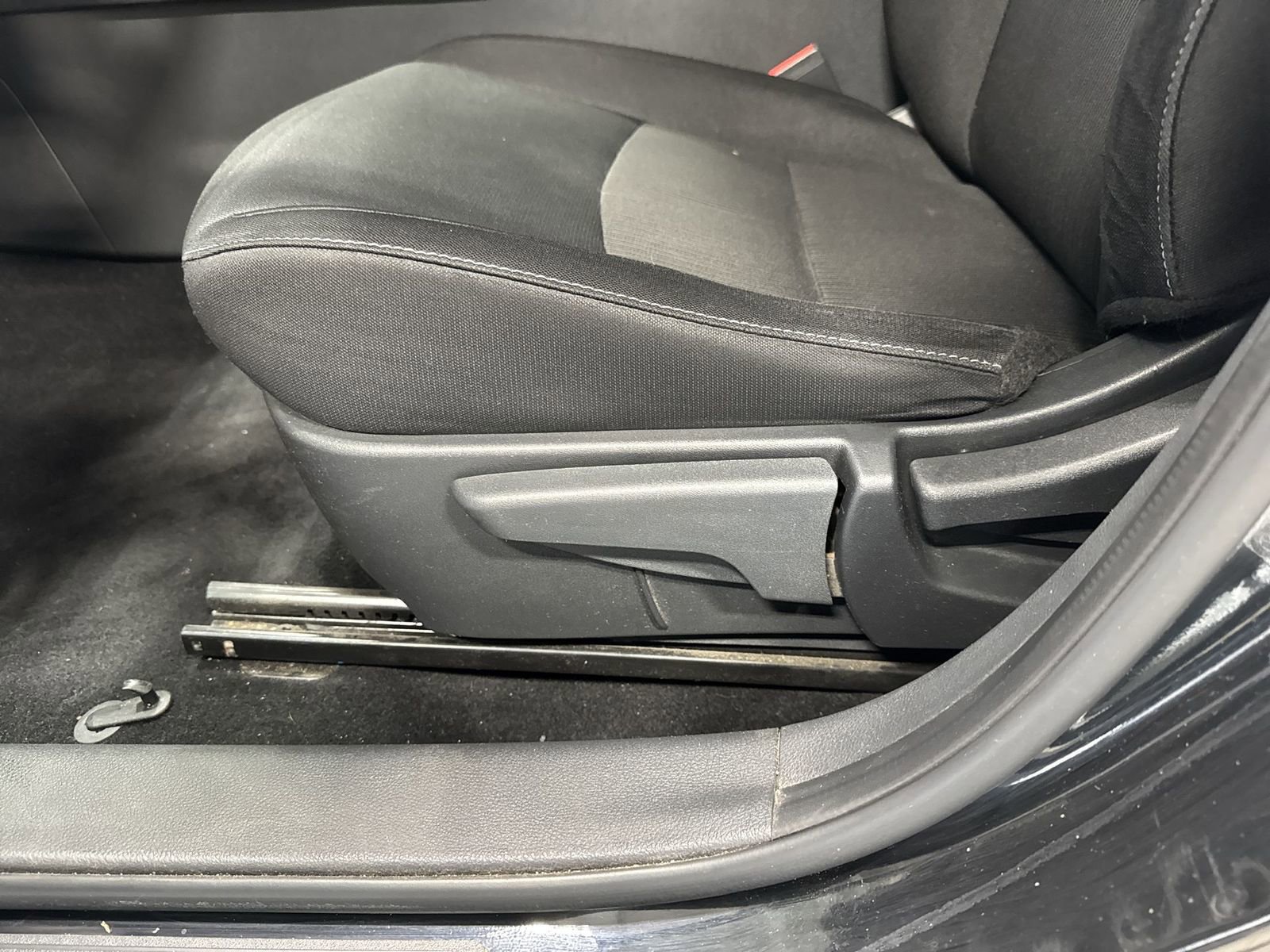 Certified 2021 Nissan Sentra SV image 27