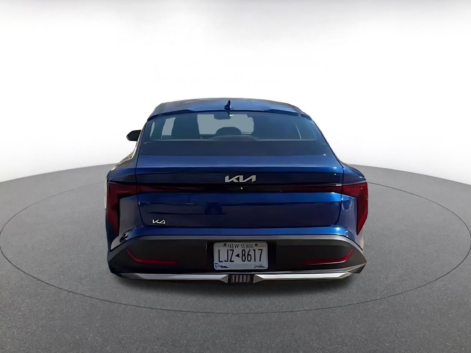 Used 2025 Kia K4 FWD image 10