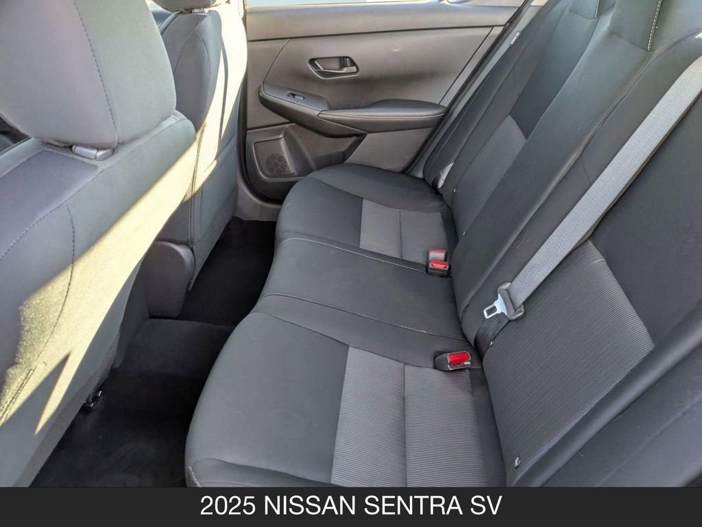 Used 2025 Nissan Sentra SV FWD image 15