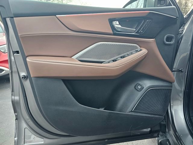 Used 2024 Acura MDX SH-AWD w/ Technology Package image 21