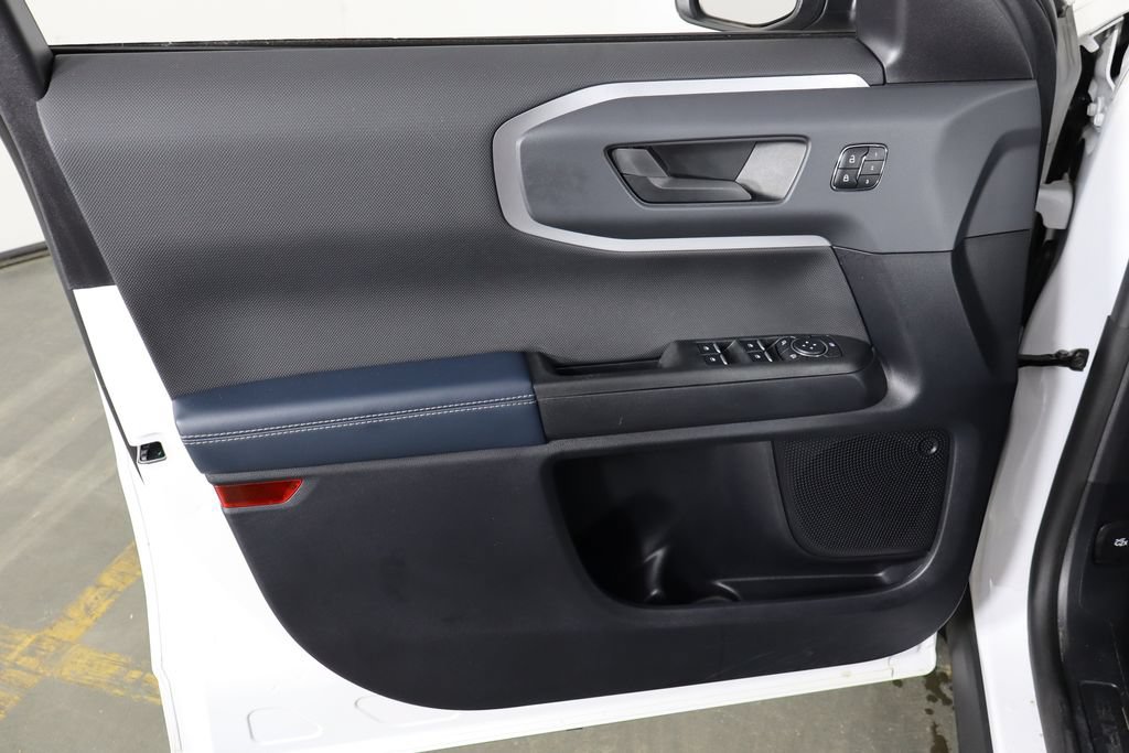 Used 2023 Ford Bronco Sport Outer Banks AWD/4WD image 19